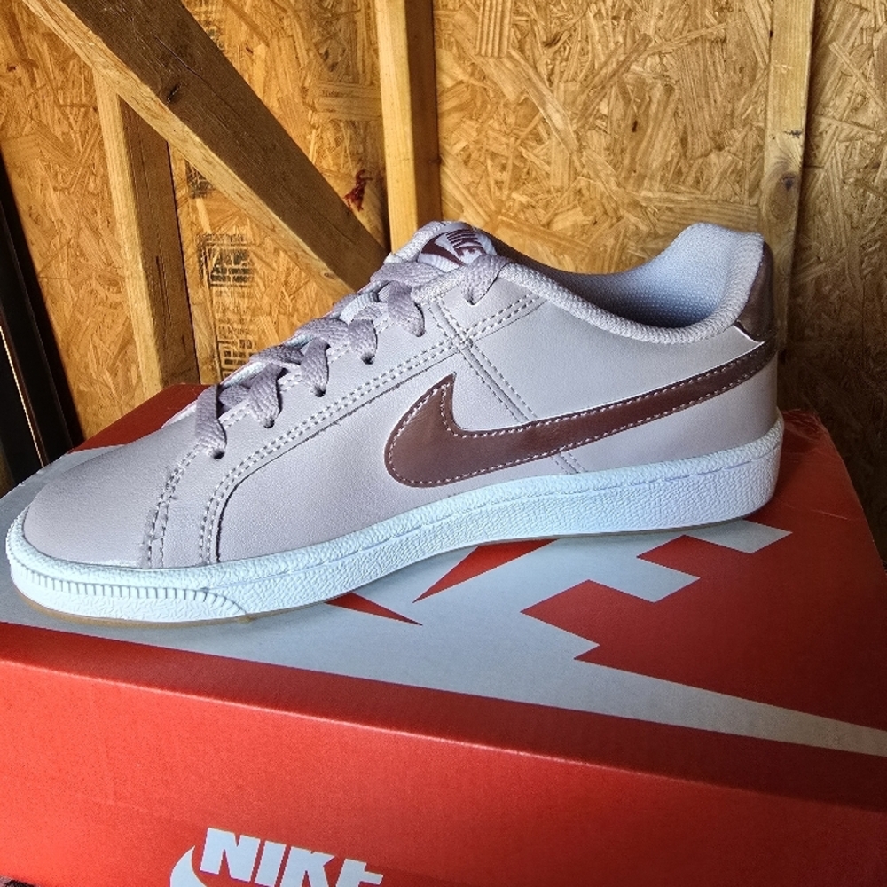 Nike Shoes - Mauve